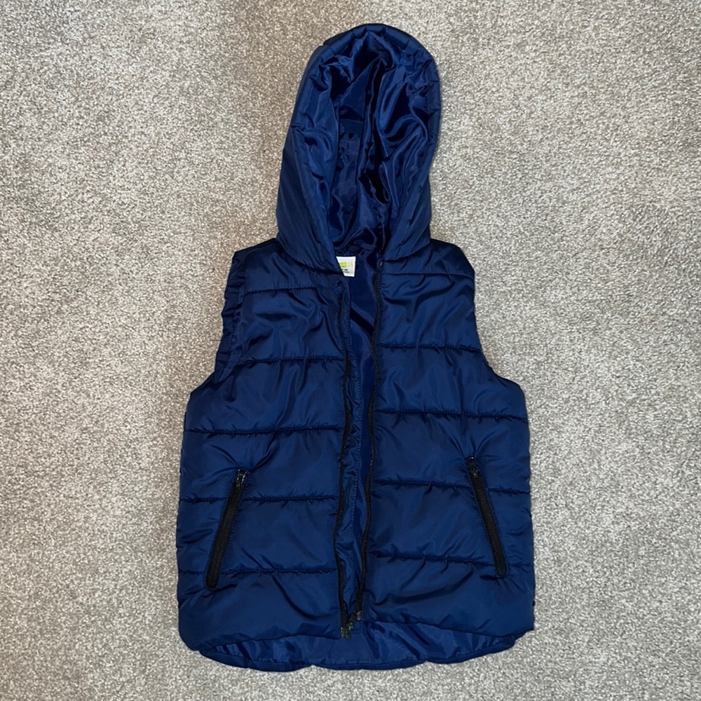 Sleeveless puffer vest